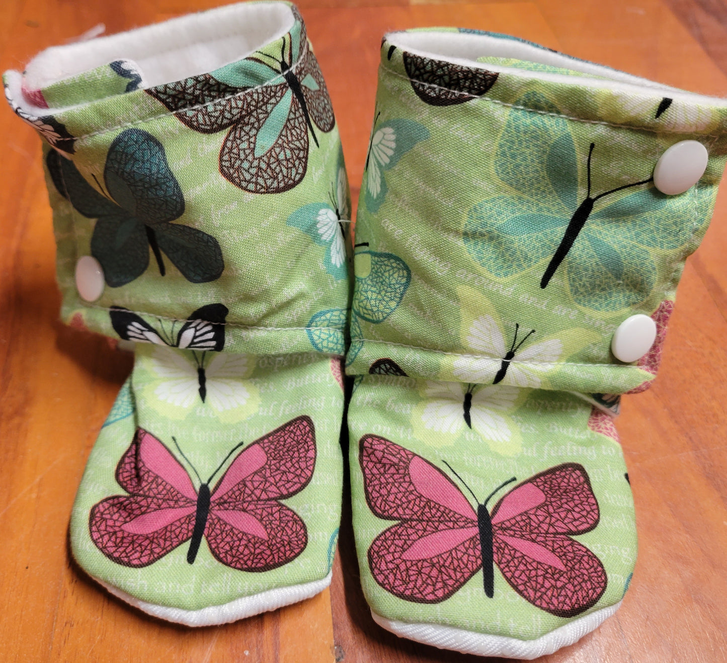 Stay-on Booties